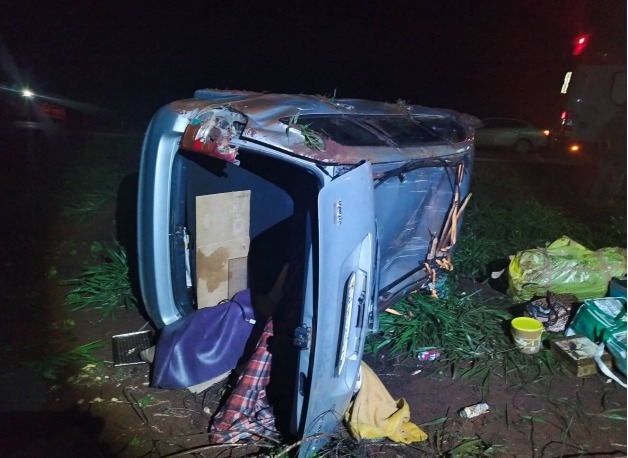 Mgc Mulher Fica Feridas Ap S Carro Capotar Na Zona Rural De Jana Ba